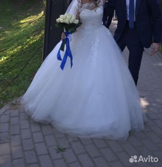 Свадебное платье