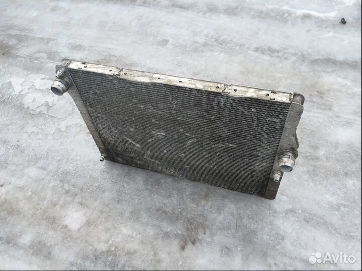 Радиатор охлаждения BMW f07 f10 f11 f06 f12 f13