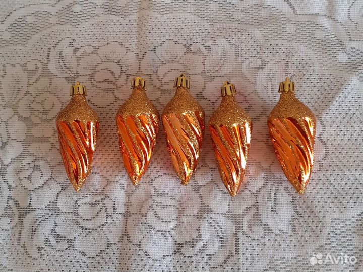 Елочные игрушки