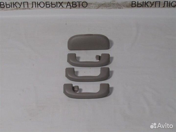 Ручка внутренняя потолочная Chevrolet Cruze седан