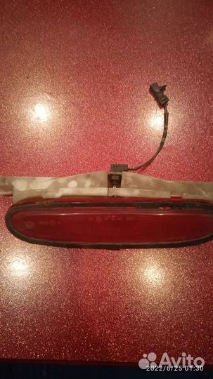 Задний фонарь (стоп сигнал)