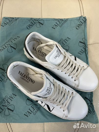 Кеды в стиле Valentino 40 размер