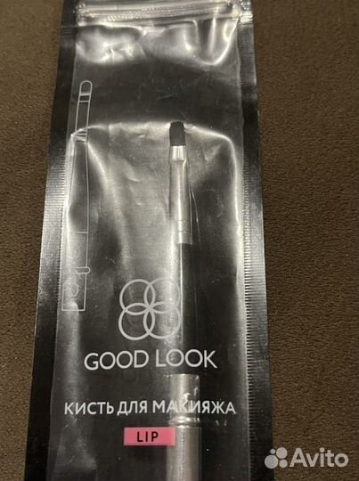 Кисти для макияжа (LIP)