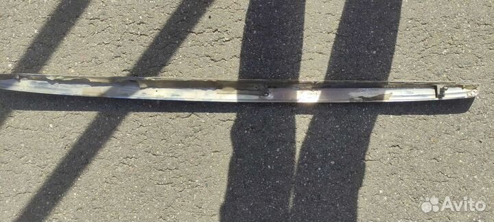 Молдинг багажника Nissan Teana j32
