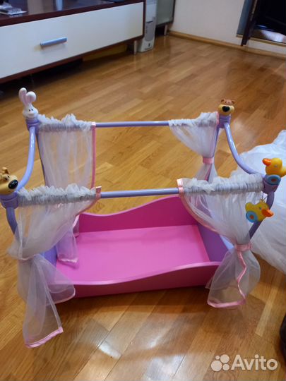 Кроватка для Бэби Борн с занавесками