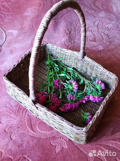 Плетеная корзина