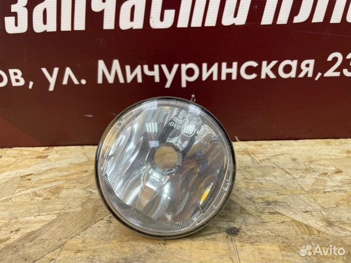 Противотуманная фара передняя Renault Logan