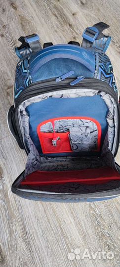 Рюкзак школьный Hummingbird Хоккей