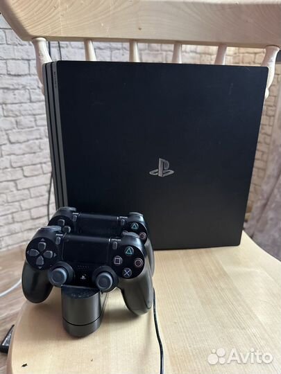 Sony playstation 4 PS4 pro 1tb
