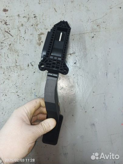 Педаль газа Changan Alsvin седан 1.5 DCT 98Л/С