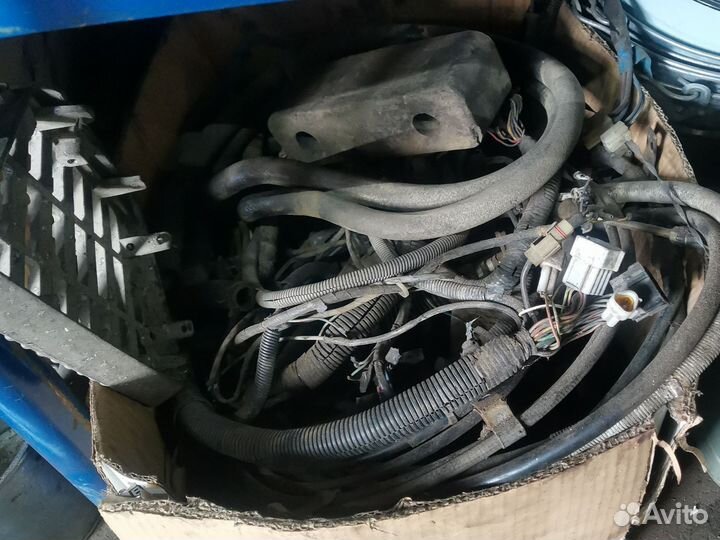 В разборе исузу эльф