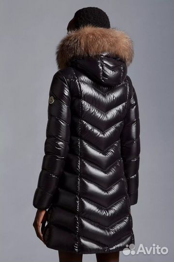 Пуховик moncler женский длинный