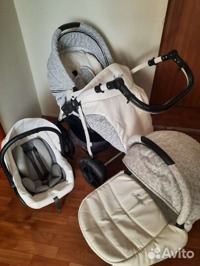 Коляска 3 в 1
