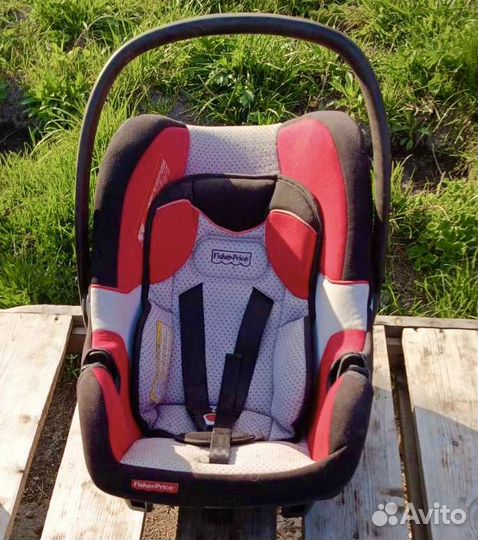 Детское кресло в машину