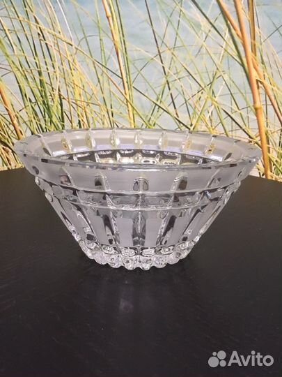Хрустальная ваза