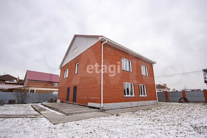 Коттедж 252,9 м² на участке 21,2 сот.