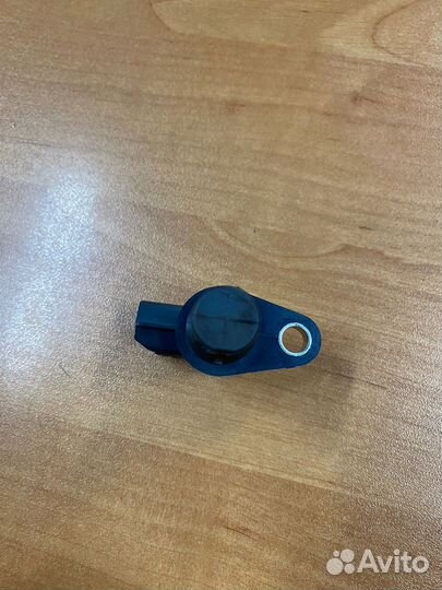 Датчик положения распредвала Mazda 3 BK