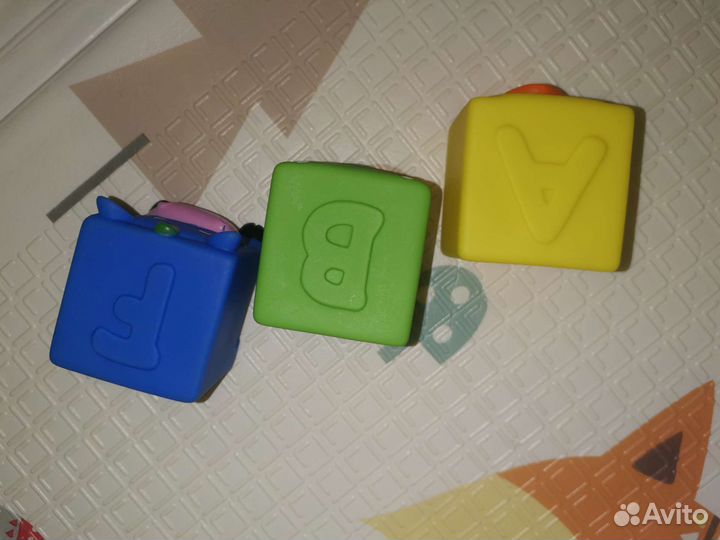 Развивающие игрушки резиновые кубики