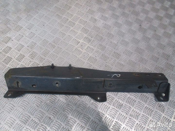 Кронштейн Mercedes-Benz A9438803514