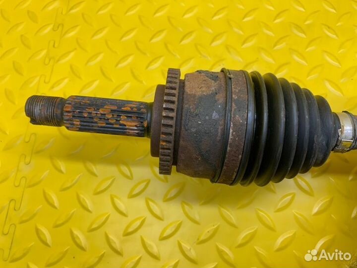 Привод (полуось) передний левый Hyundai Solaris