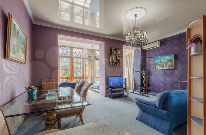 Квартира-студия, 60 м², 3/3 эт.