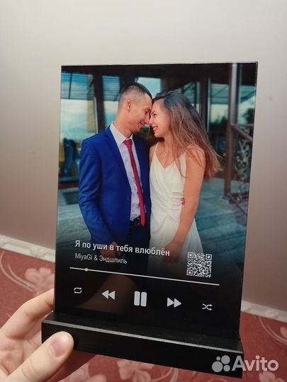 Фоторамка на стекле с живыми фото