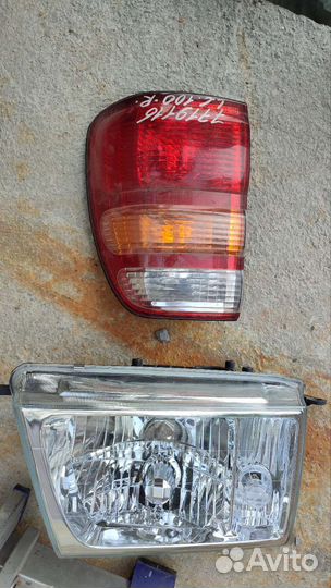 Фара Toyota Land Cruiser 100