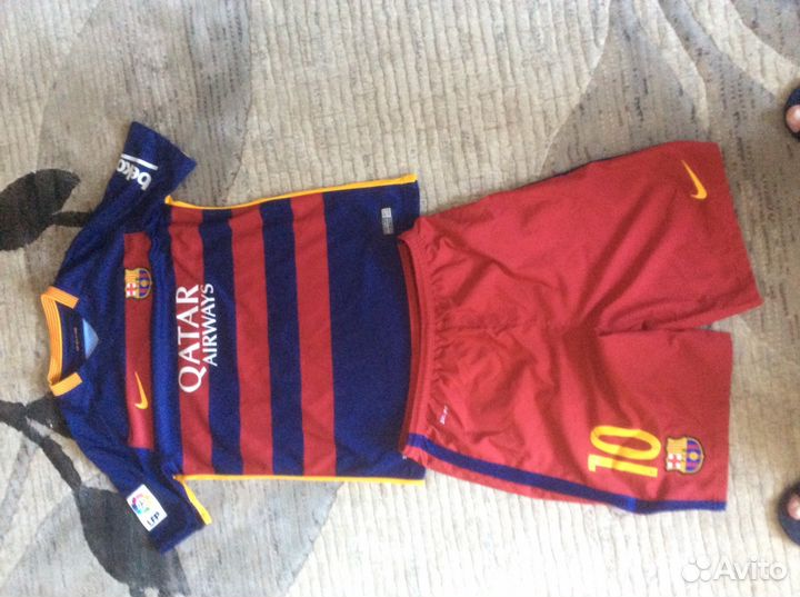 Футбольная форма Барселоны
