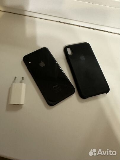 iPhone Xr, 64 ГБ