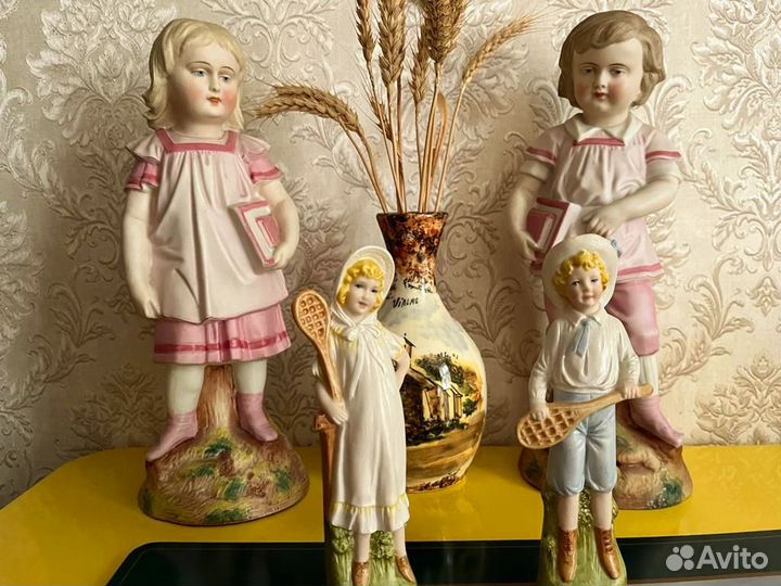 Фарфоровые парные статуэтки (Germany)