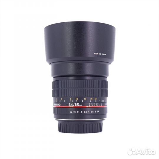 Samyang 85mm F1.4 на Canon