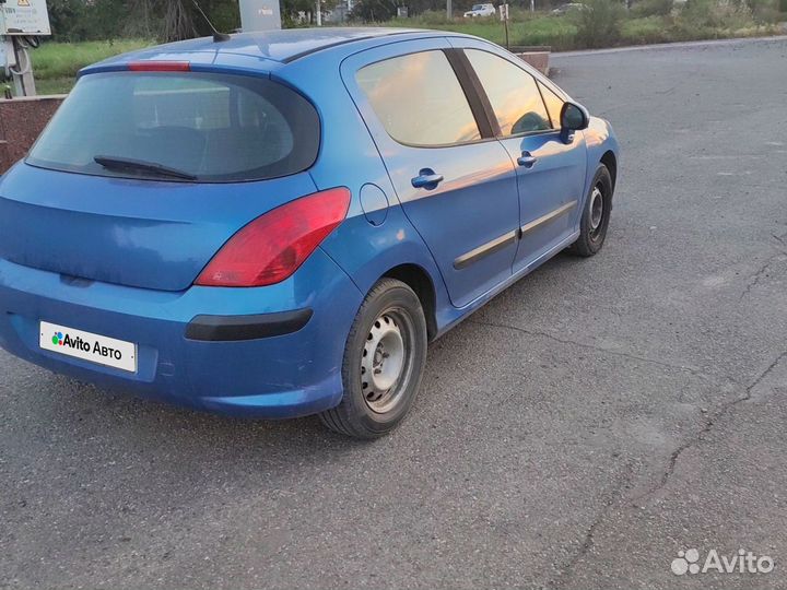 Peugeot 308 1.6 AT, 2008, 140 000 км