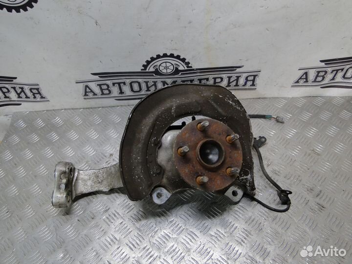 Кулак передний правый Lexus LS460 2008 4.6