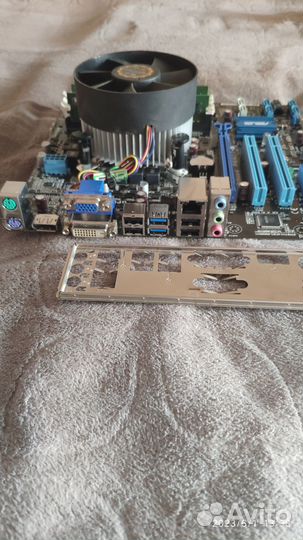 Материнская плата Asus P8Q77-M