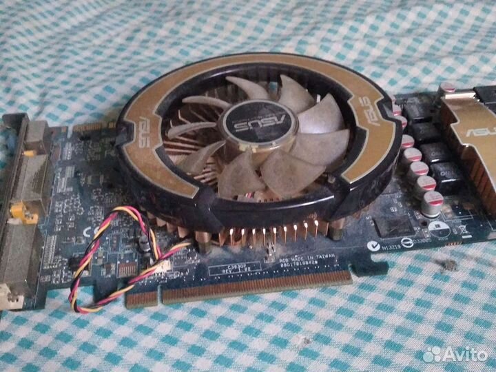 Видеокарта asus
