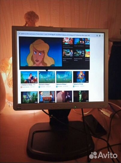 Монитор HP 17