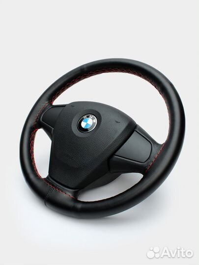 Оплётка на руль кожаная красная