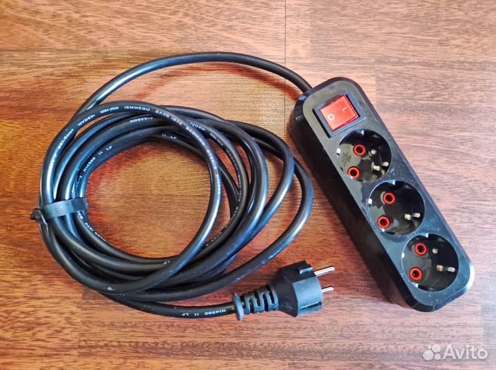 Сетевой удлинитель с выкл., 4,1 метра (3х1.5мм)