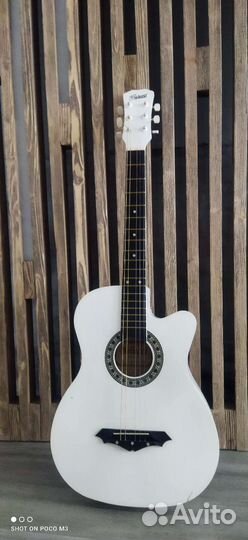 Акустическая гитара belucci