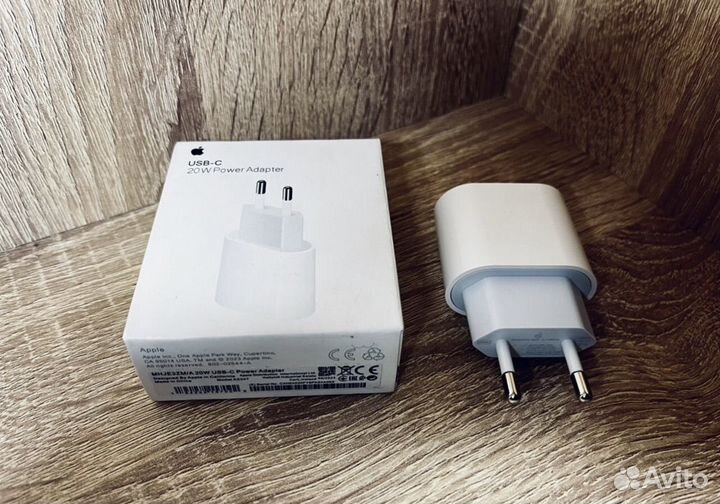 Блок для быстрой зарядки iPhone 20w Apple