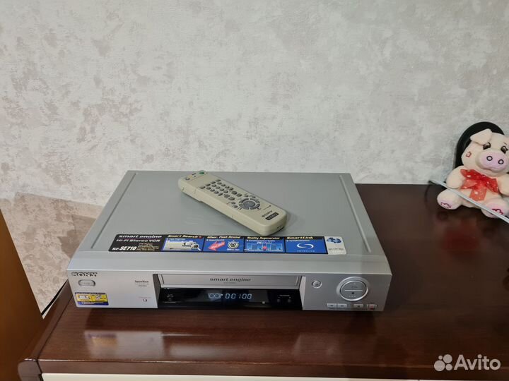 Видеомагнитофонsony SLV-SE710K