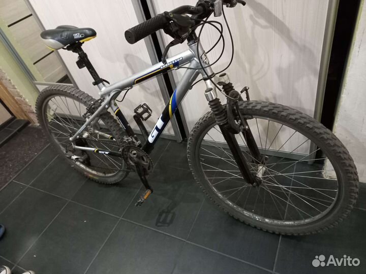 Велосипед GT agressor 1.0