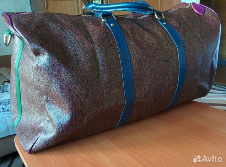 Сумка новая спортивная, дорожная Gold Bird