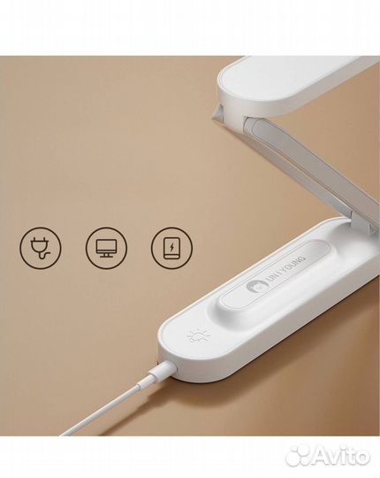 Настольная лампа