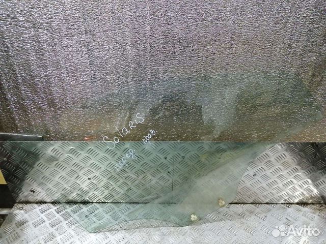 Стекло двери Hyundai Solaris седан 2011