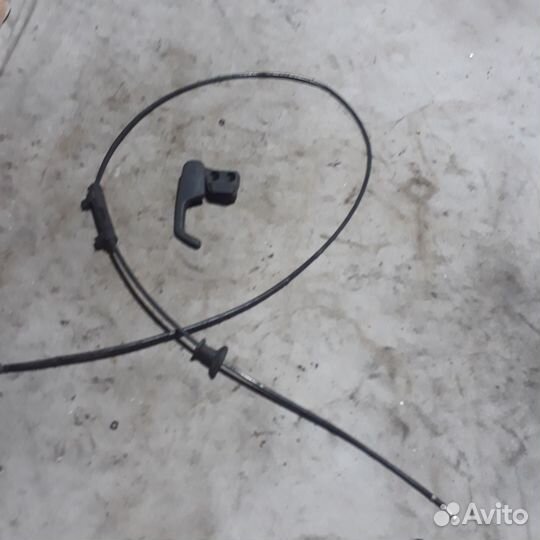 Трос капота Пассат б5