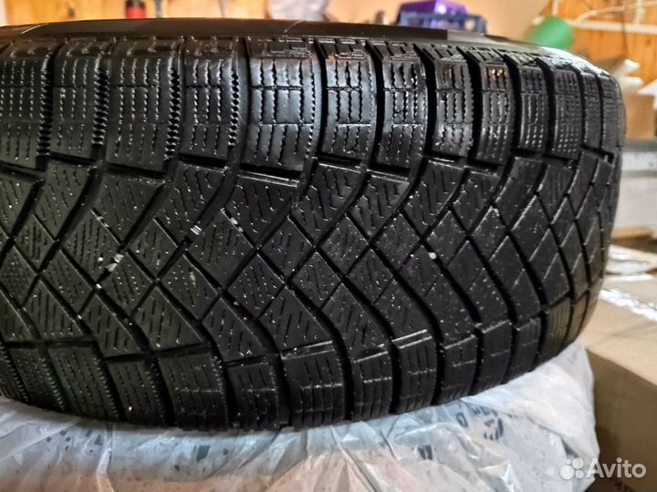 Pirelli Ice Zero 225/55 R18