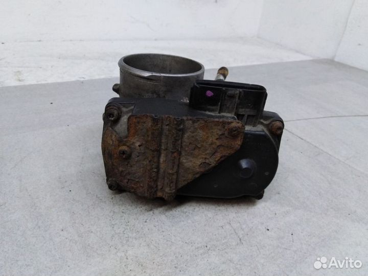 Дроссельная заслонка