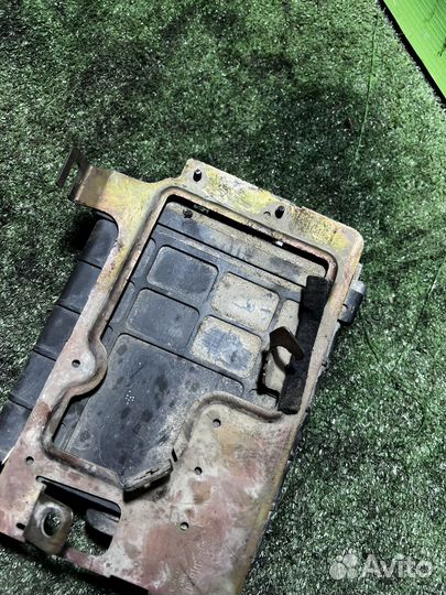 Блок управления двигателем VW Passat B4 1.9 1Z