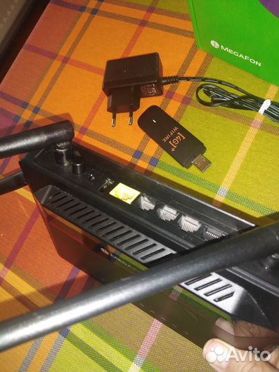 WiFi Роутер Мегафон и модем Е3372 Wifire